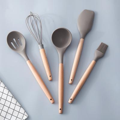 漏勺——厨房用耐高温榉木柄硅胶厨具