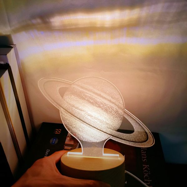 创意亚克力月球灯 土星实木底座小夜灯 LED台灯礼品